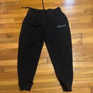 draco black 100% cotton joggers with back pocket